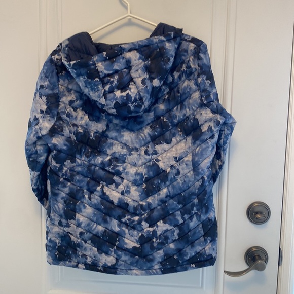 Mountain warehouse, puffer, spring jacket - Picture 5 of 11